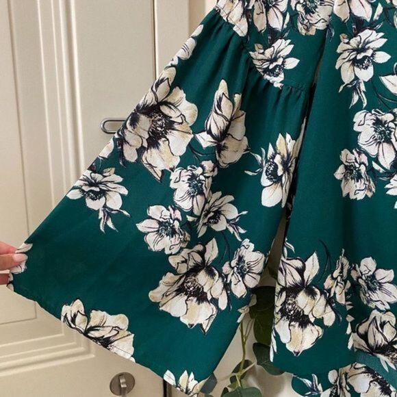 SANCTUARY Wide Sleeved Blouse‎ - Picture 5 of 6